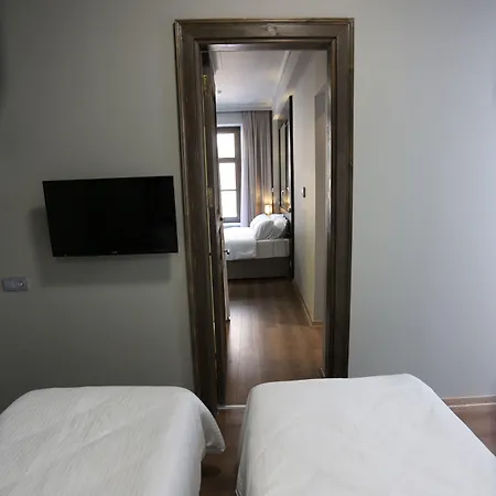 Ferman Pera Istanbul