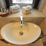Ferman Pera Hotel
