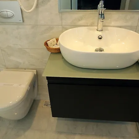 Ferman Pera Istanbul