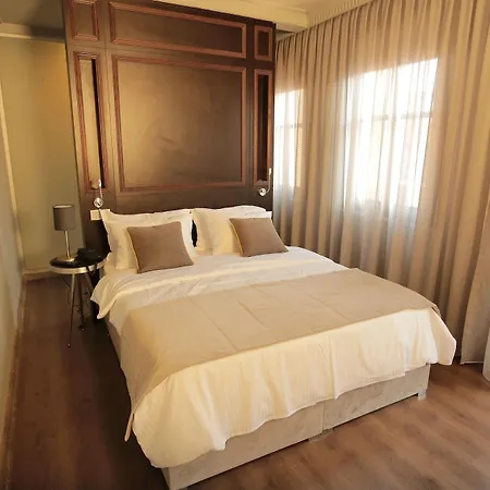 Ferman Pera Hotel 3*