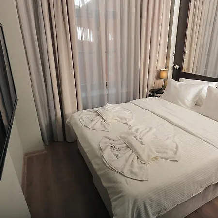Ferman Pera Hotel 3*