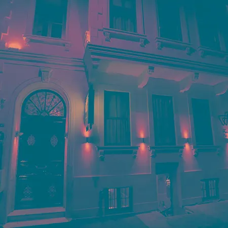 Ferman Pera Hotel