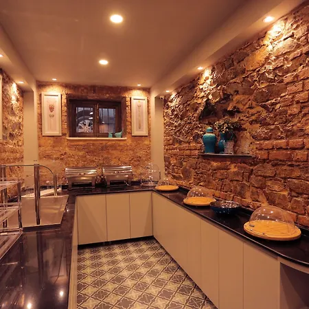 Szálloda Ferman Pera 3*