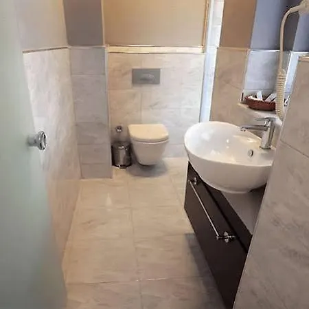 Ferman Pera Hotel