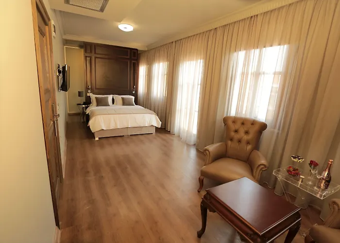 Ferman Pera Hotel 3*