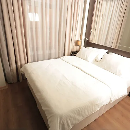 Hotel Ferman Pera 3*