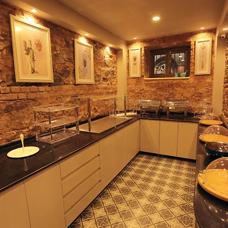 Ferman Pera Hotel Istanbul