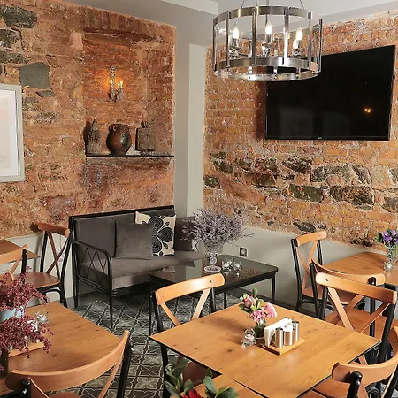 מלון Ferman Pera 3*