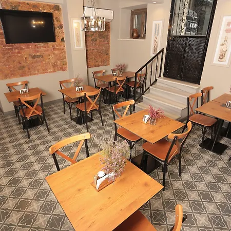 Ferman Pera מלון איסטמבול